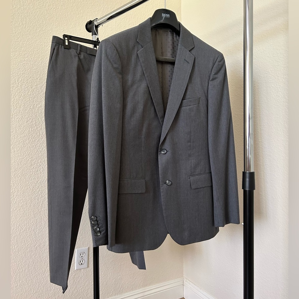 Hugo Boss Gray Suit